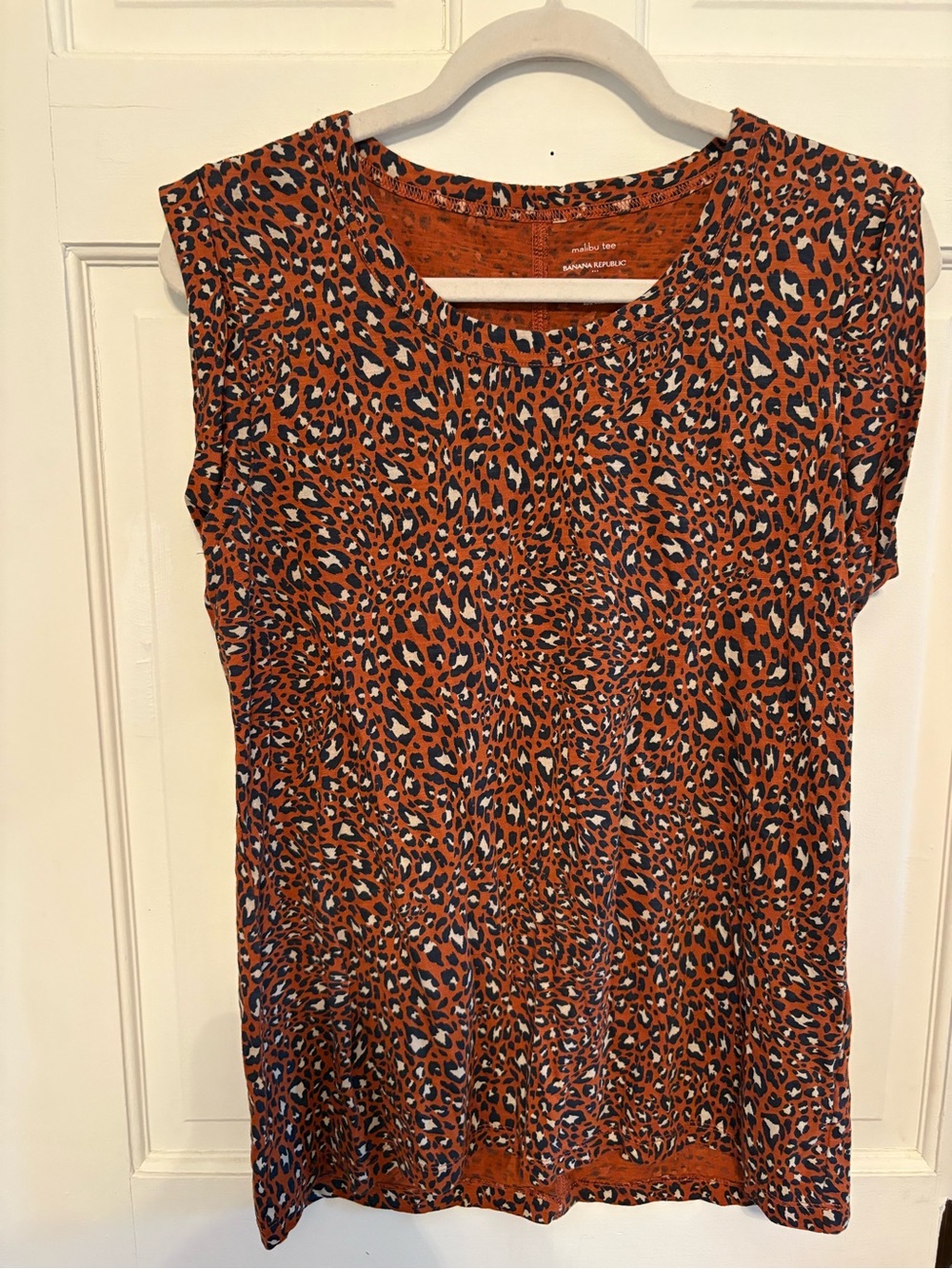 Banana Republic Rust Orange Leopard Print Sleeveless Muscle Tank